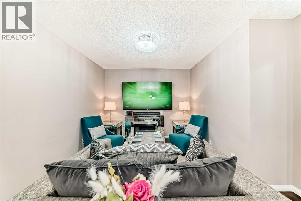 127 Windford Gardens Sw, Airdrie, Alberta  T4B 4A5 - Photo 4 - A2298677