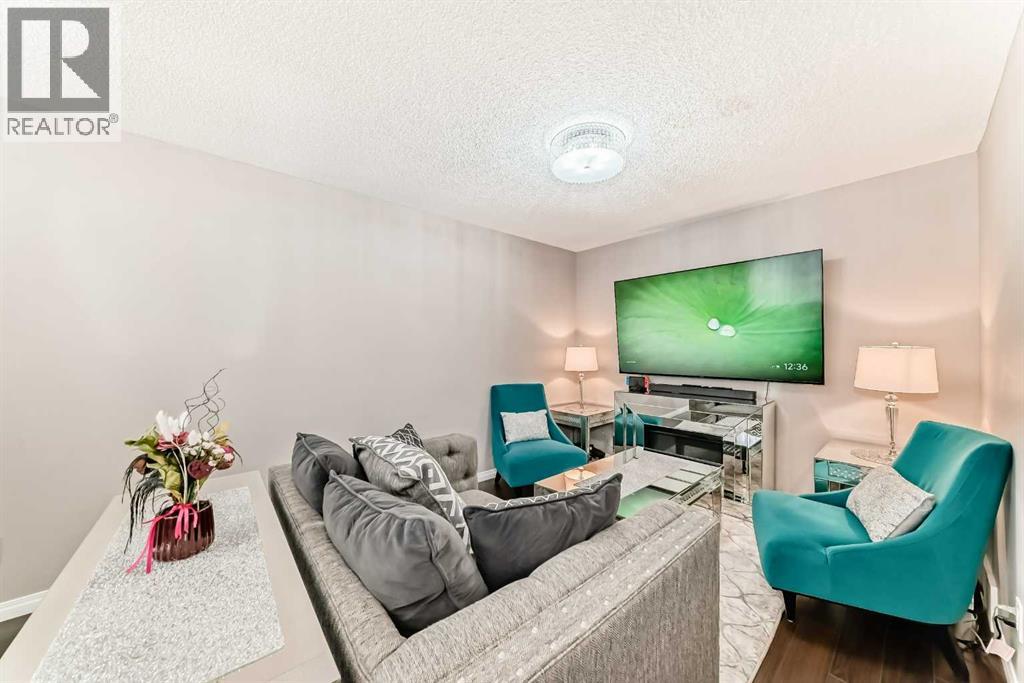 127 Windford Gardens Sw, Airdrie, Alberta  T4B 4A5 - Photo 5 - A2298677