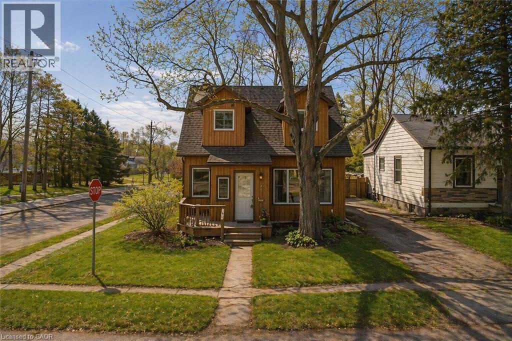 31 Hunter Street, Dundas, Ontario  L9H 1E5 - Photo 2 - 40801110