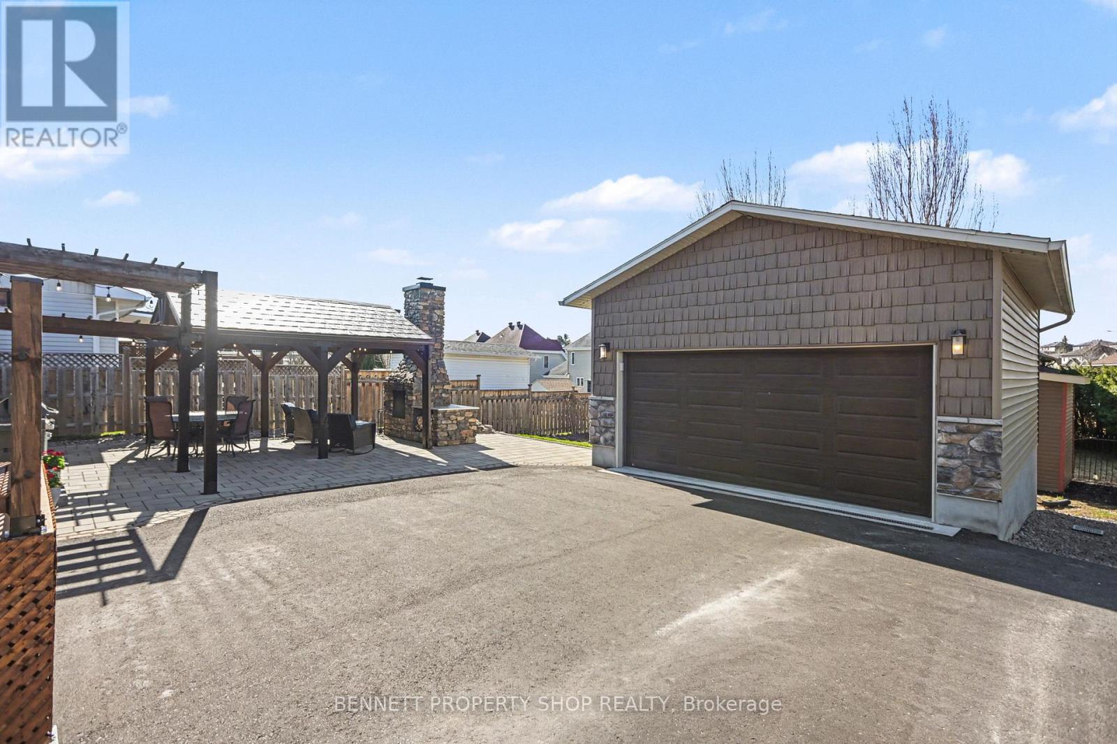 493 Laurier Street, Clarence-Rockland, Ontario  K4K 1E7 - Photo 3 - X13026010