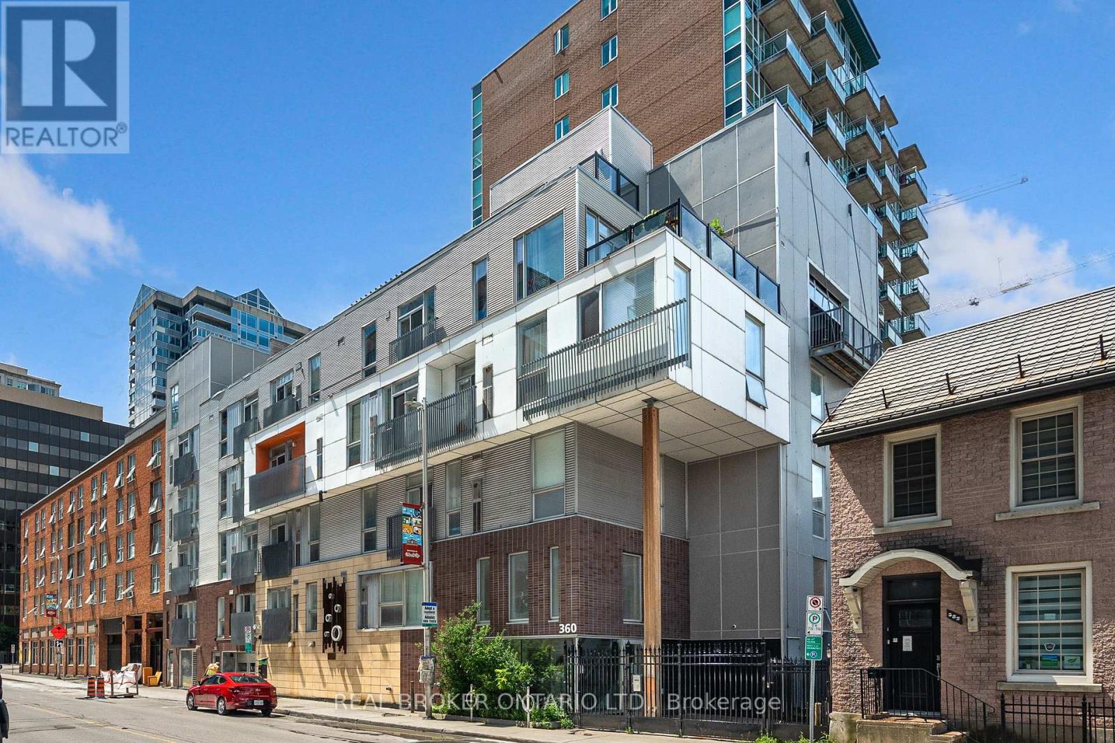 102 - 360 CUMBERLAND STREET, Ottawa, Ontario