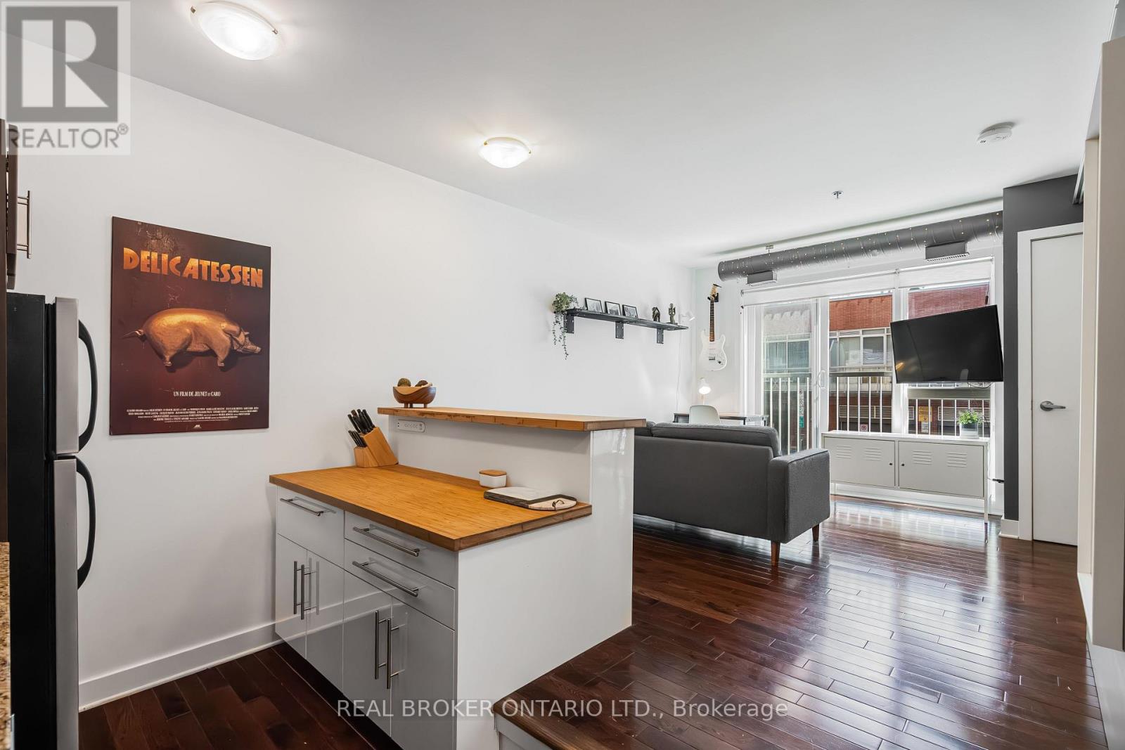 102 - 360 Cumberland Street, Ottawa, Ontario  K1N 0B1 - Photo 8 - X13026022