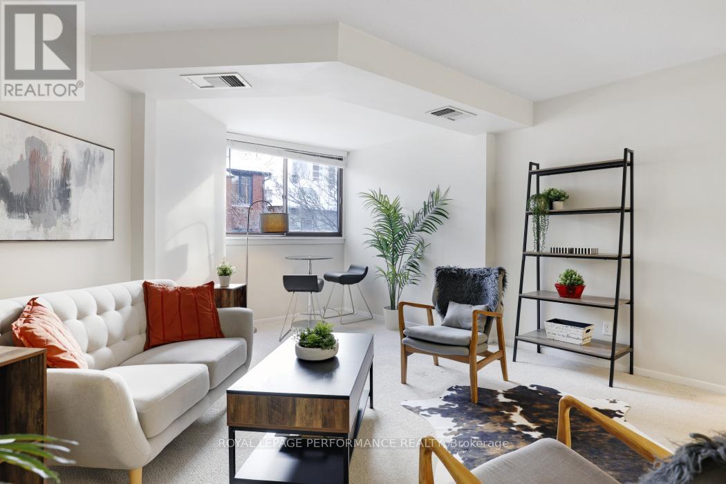 2d - 142 Waverley Street, Ottawa, Ontario  K2P 0V4 - Photo 9 - X13026116