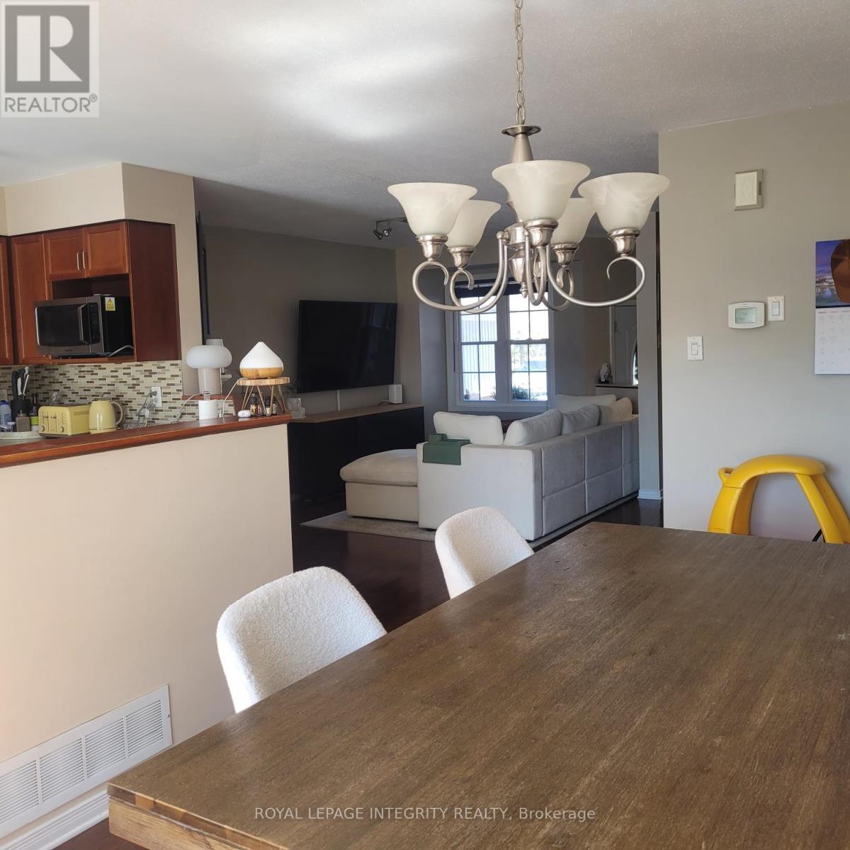 554 Aberfoyle Circle, Ottawa, Ontario  K2K 3R3 - Photo 6 - X13026212