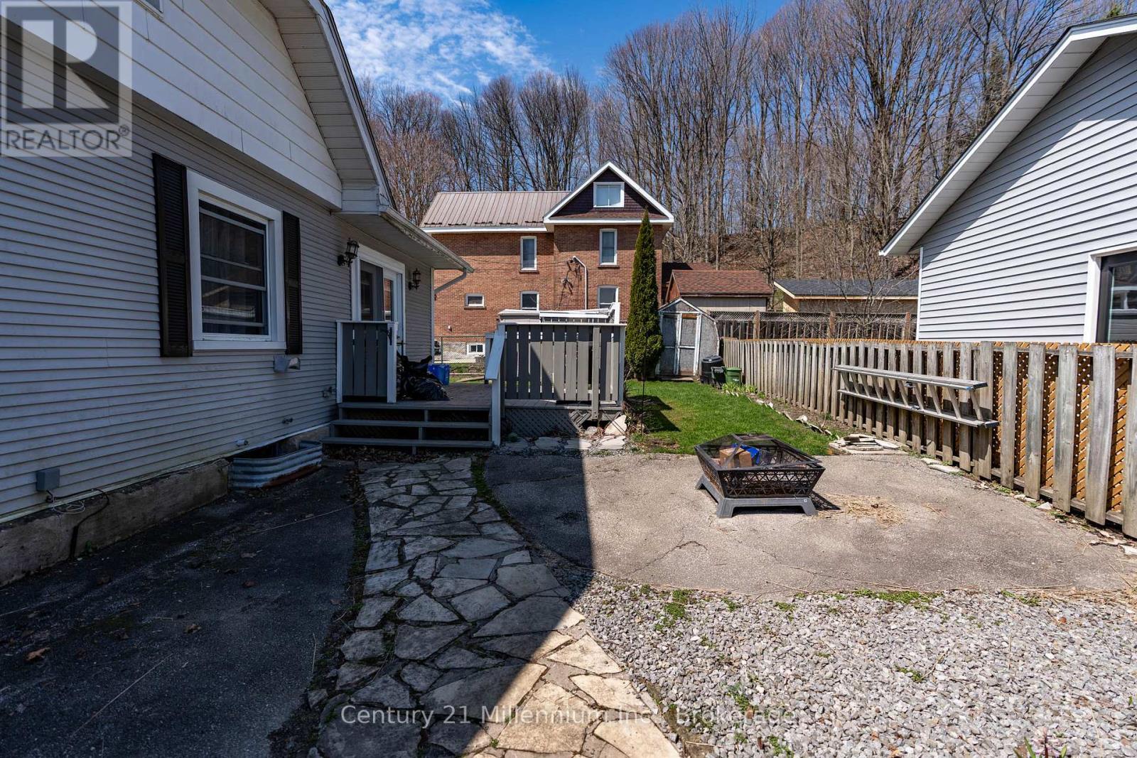 1712 5th Avenue W, Owen Sound, Ontario  N4K 5B8 - Photo 36 - X12897294