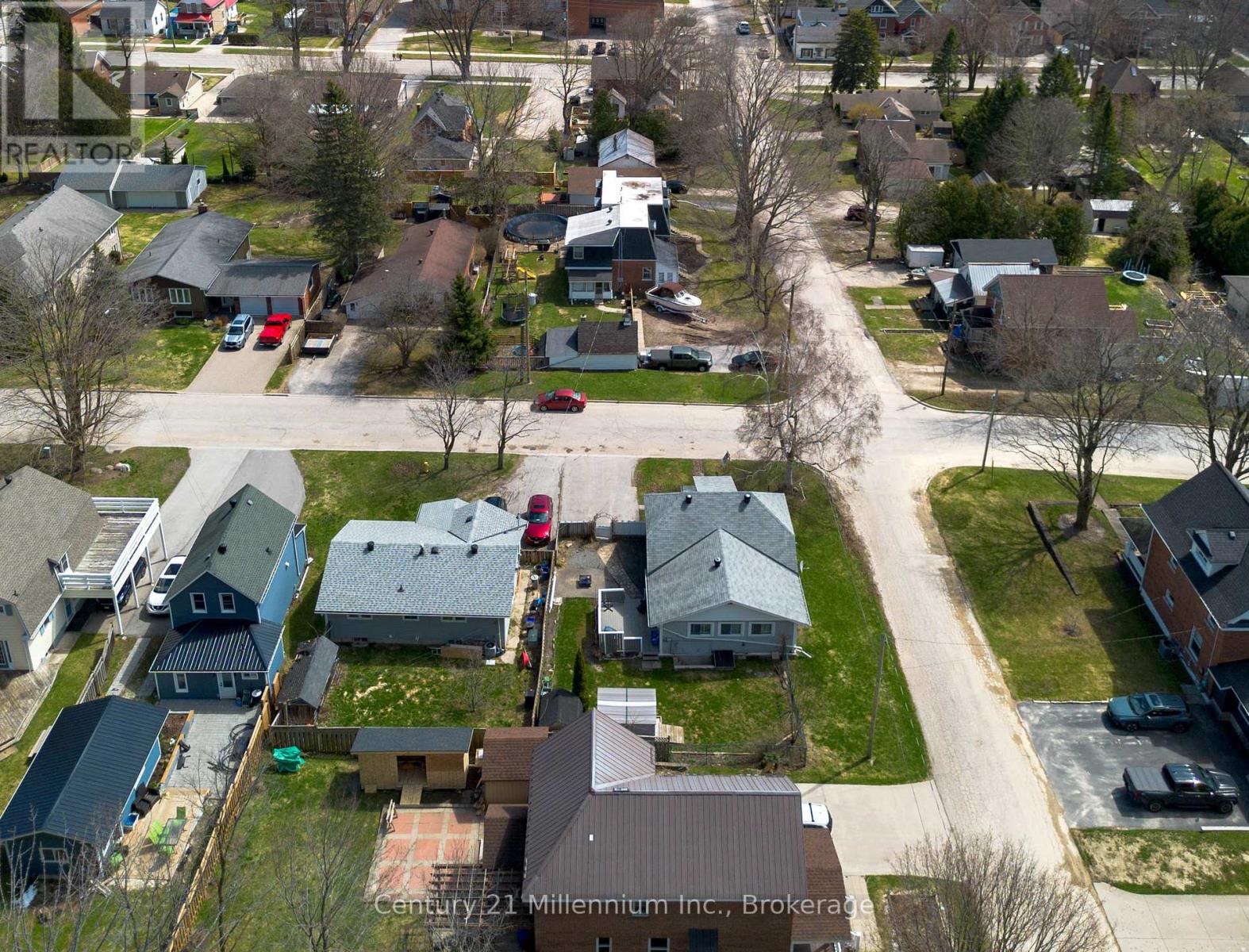 1712 5th Avenue W, Owen Sound, Ontario  N4K 5B8 - Photo 5 - X12897294