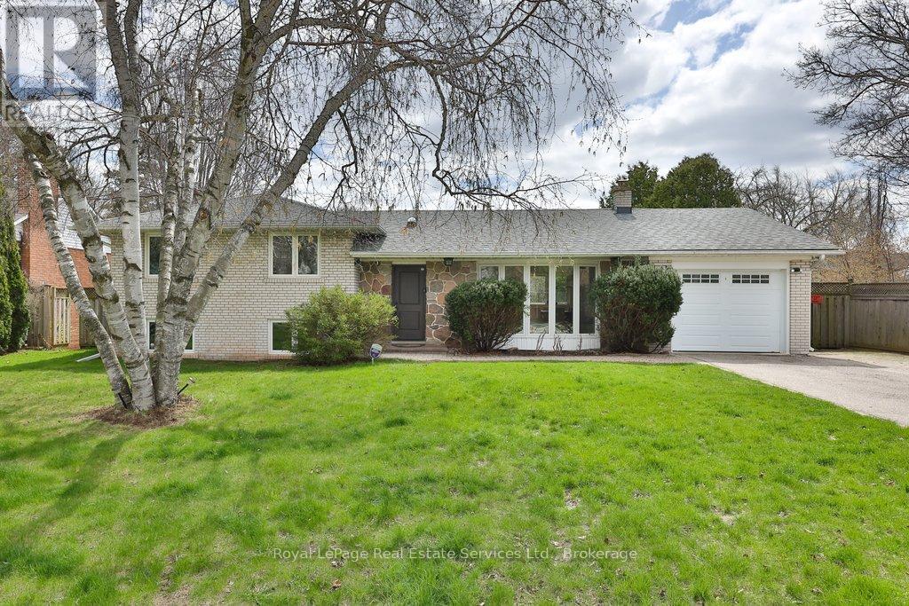 1486 Hixon Street, Oakville, Ontario  L6L 1S3 - Photo 2 - W13026024