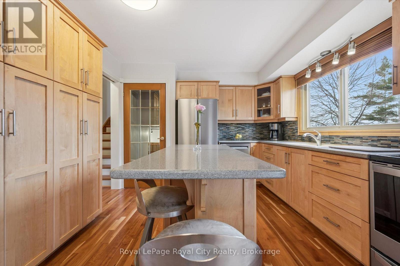 9 Skye Place, Guelph, Ontario  N1G 1M5 - Photo 10 - X13021134