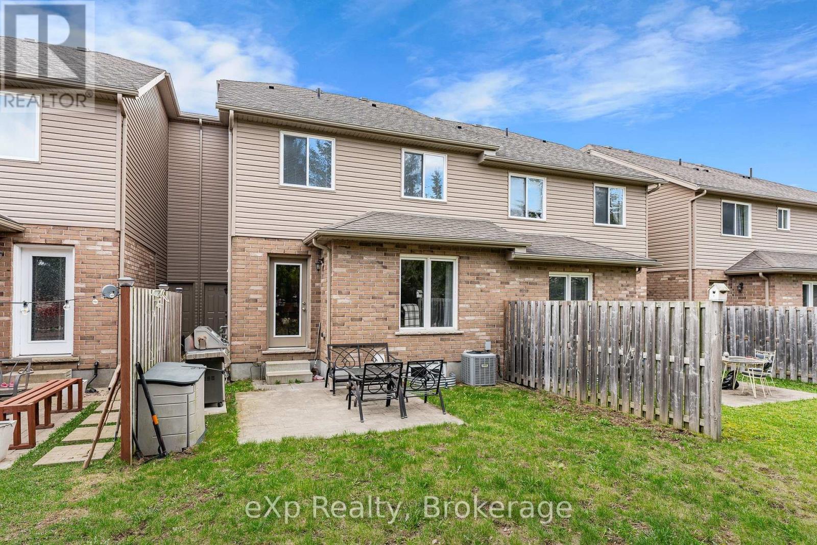 55 Laughland Lane, Guelph, Ontario  N1L 0C9 - Photo 38 - X12798596