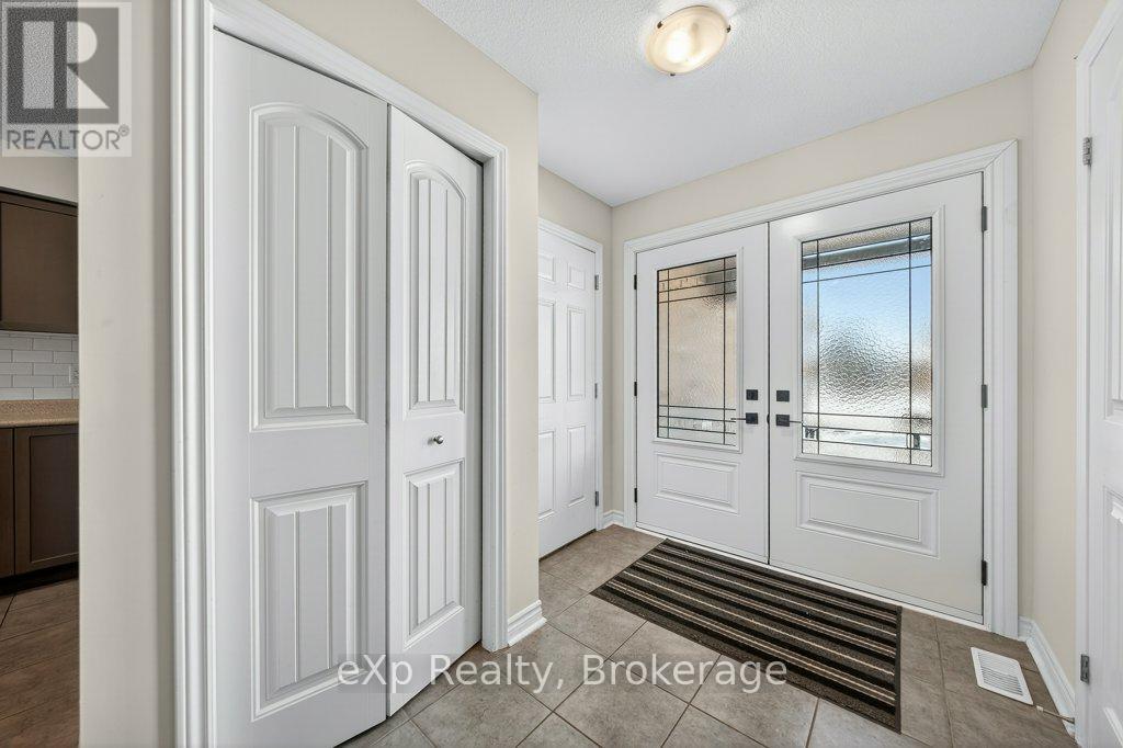 55 Laughland Lane, Guelph, Ontario  N1L 0C9 - Photo 6 - X12798596