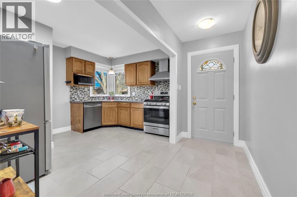 42 Grace, Leamington, Ontario  N8H 1K9 - Photo 14 - 26008809