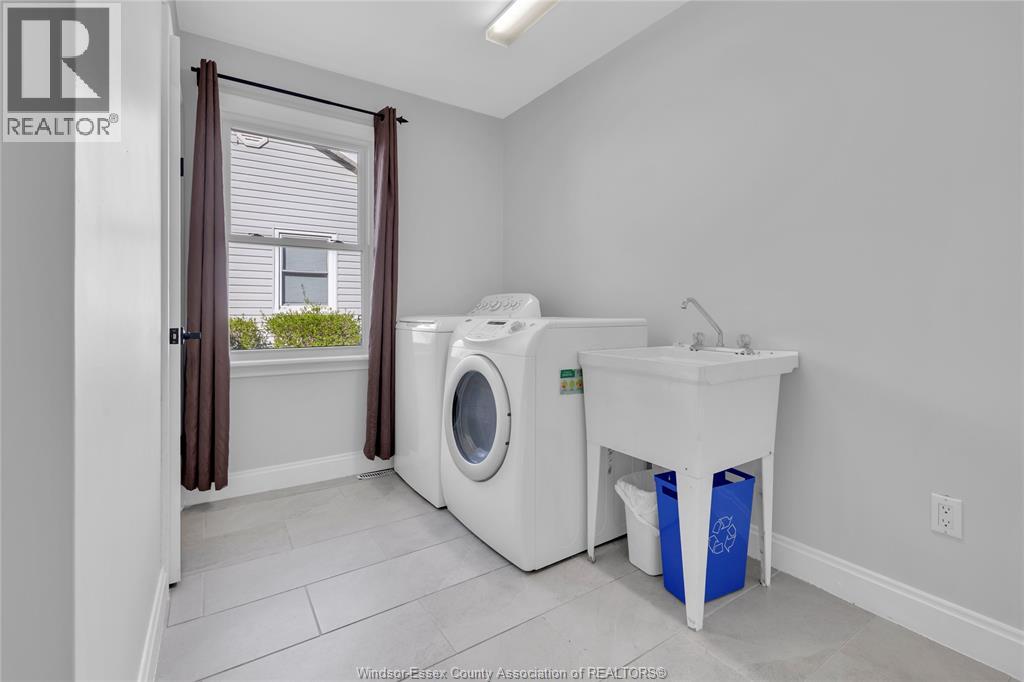 42 Grace, Leamington, Ontario  N8H 1K9 - Photo 15 - 26008809