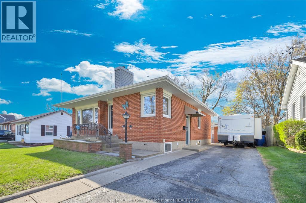 42 Grace, Leamington, Ontario  N8H 1K9 - Photo 3 - 26008809