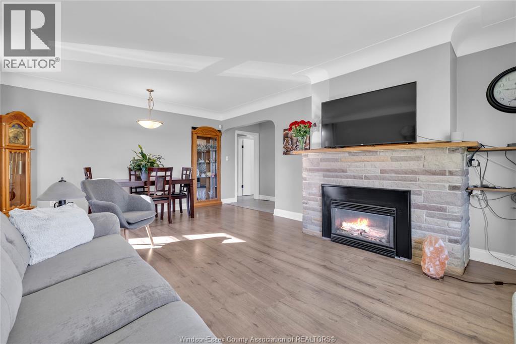 42 Grace, Leamington, Ontario  N8H 1K9 - Photo 5 - 26008809