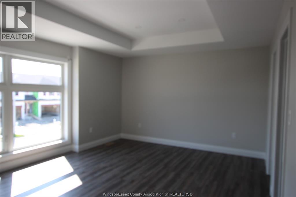 87 Eagle, Leamington, Ontario  N8H 0A5 - Photo 3 - 26008806