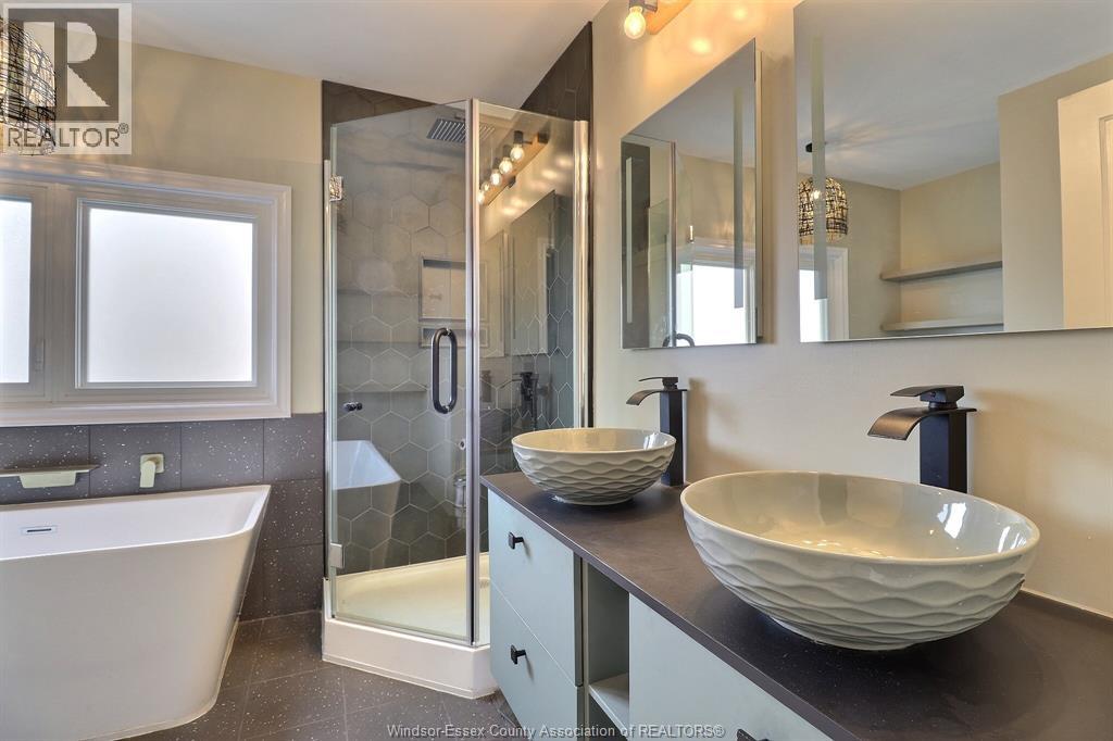 883 Pillette, Windsor, Ontario  N8Y 3B4 - Photo 18 - 26008803