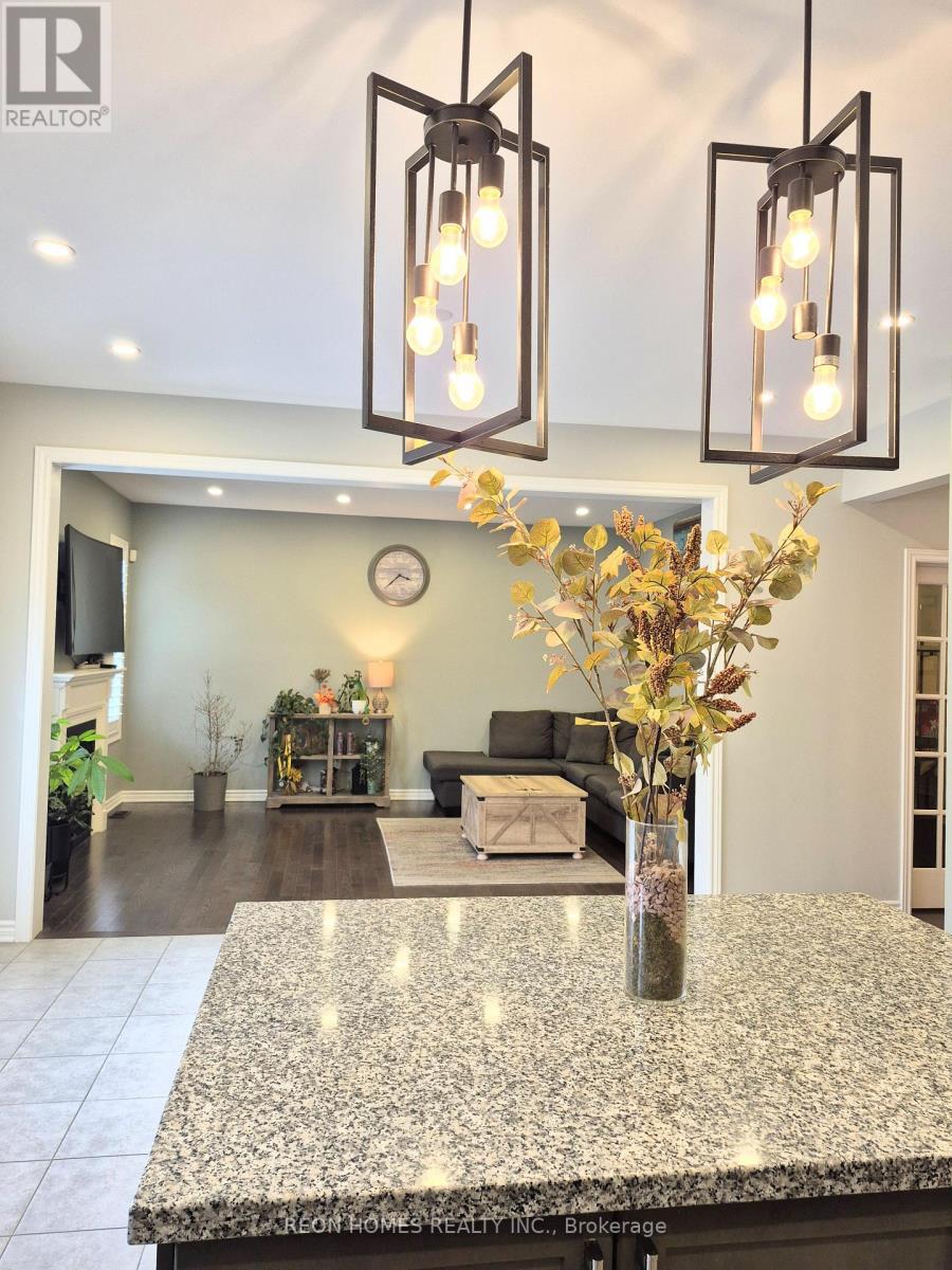 2142 Saffron Drive, Pickering, Ontario  L1X 0E2 - Photo 21 - E13025434