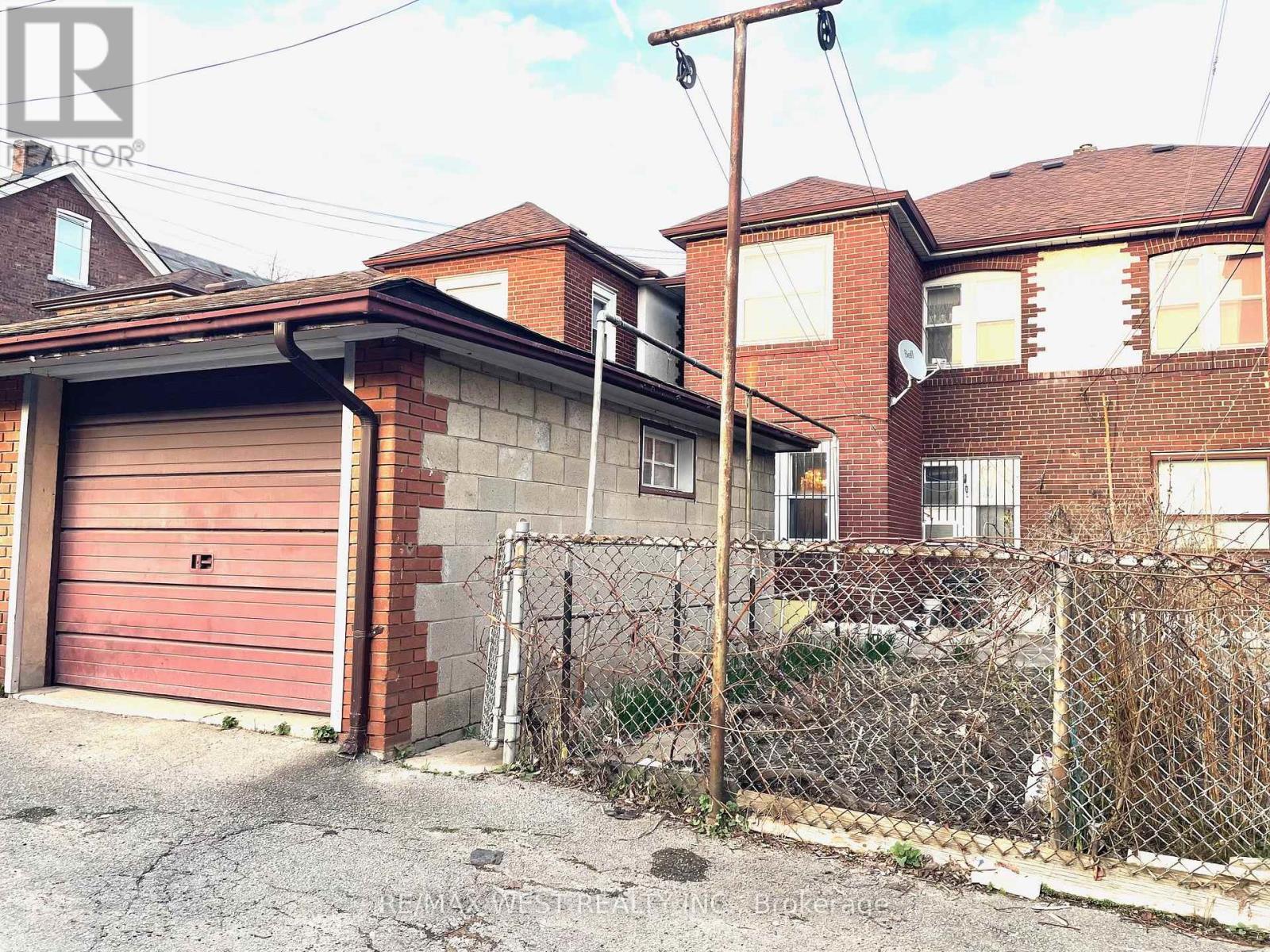 364 Roxton Road, Toronto, Ontario  M6G 3R2 - Photo 26 - C13010176