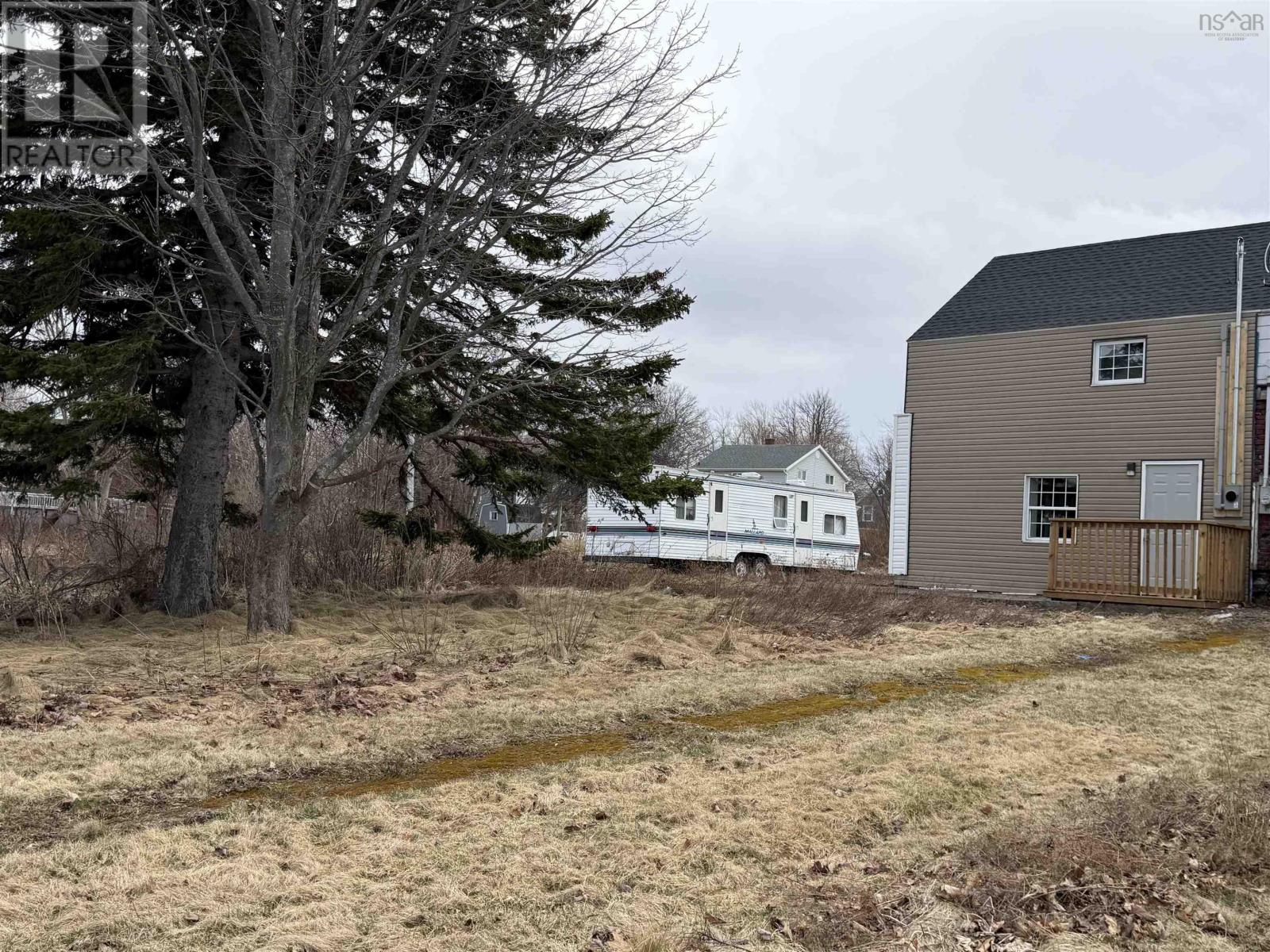 587 Main Street, sydney mines, Nova Scotia