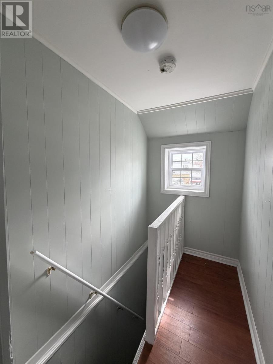 587 Main Street, Sydney Mines, Nova Scotia  B1V 2K9 - Photo 11 - 202608140