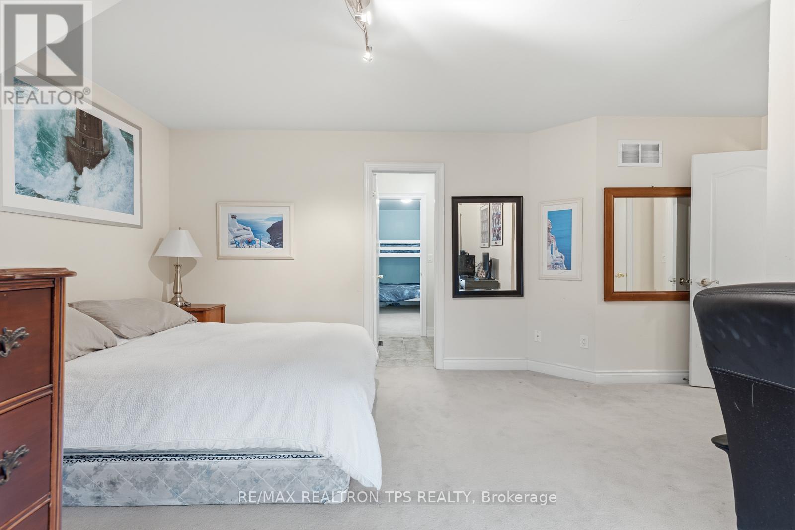 555 Kingsfield Loop, Oshawa, Ontario  L1K 0H8 - Photo 34 - E13025606