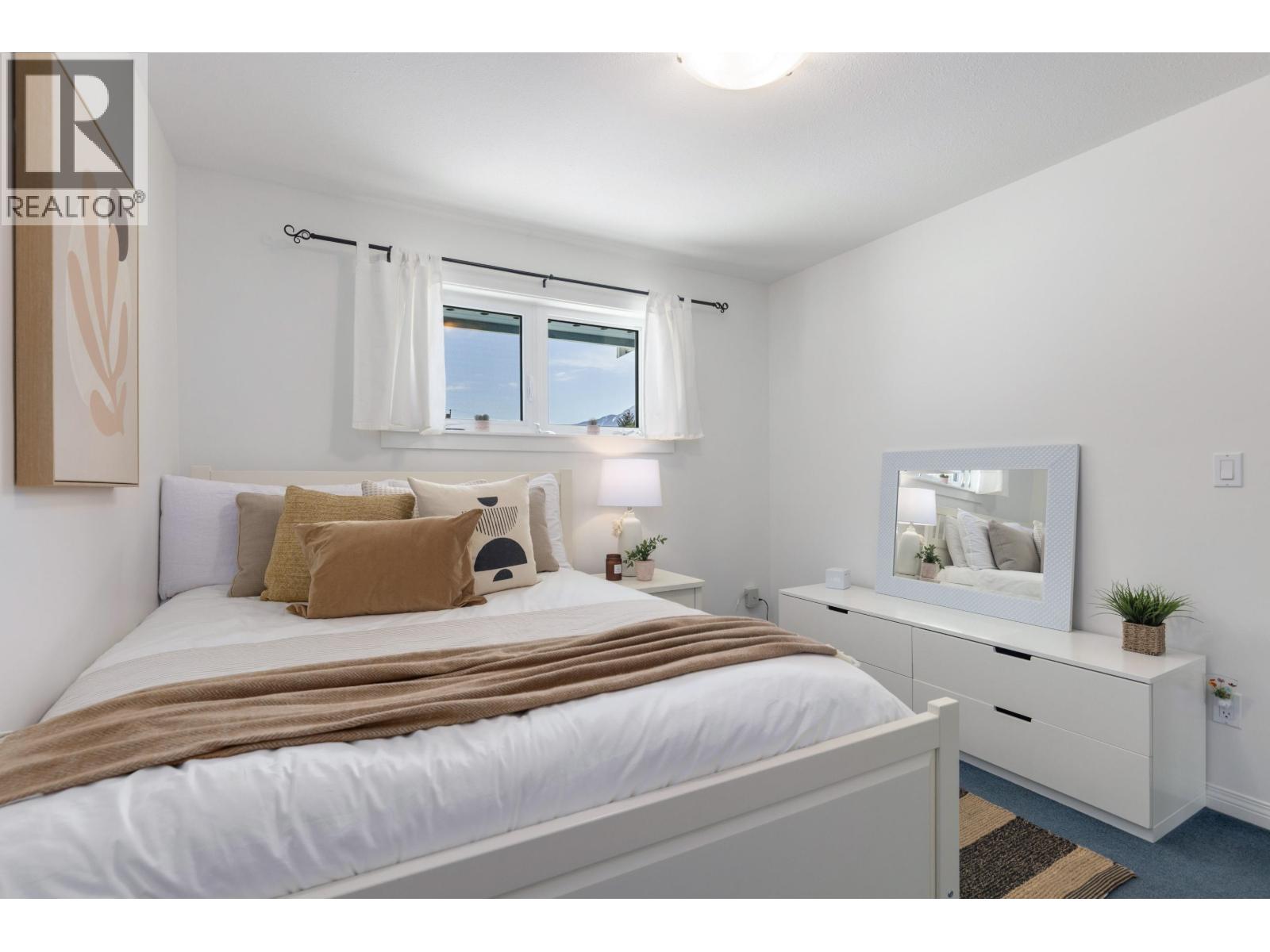 7569 Oberson Road, Pemberton, British Columbia  V0N 2L0 - Photo 26 - R3113125