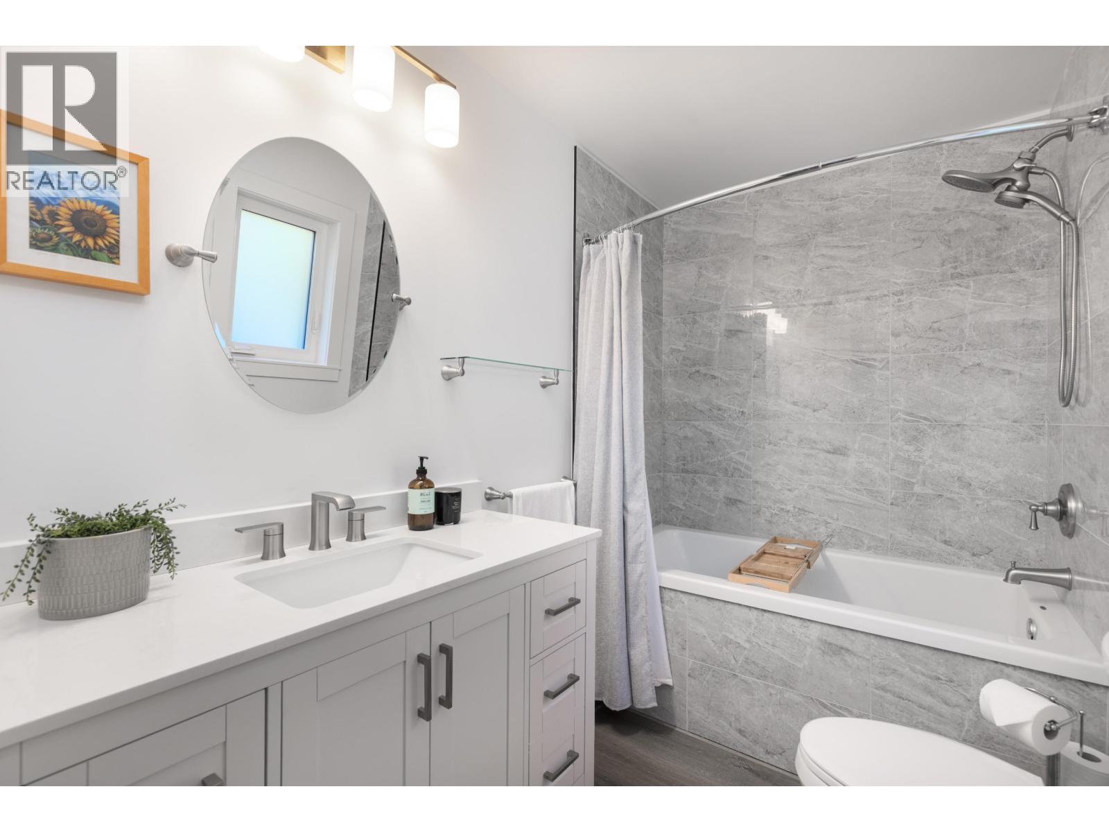 7569 Oberson Road, Pemberton, British Columbia  V0N 2L0 - Photo 28 - R3113125