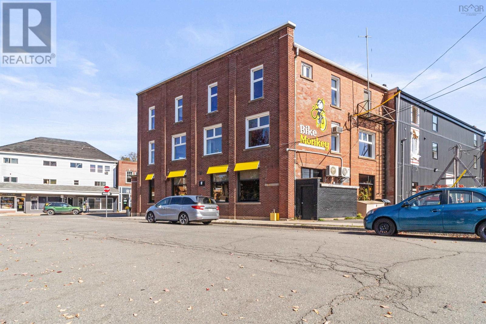 798 Prince Street, Truro, Nova Scotia  B2N 1H1 - Photo 3 - 202608144