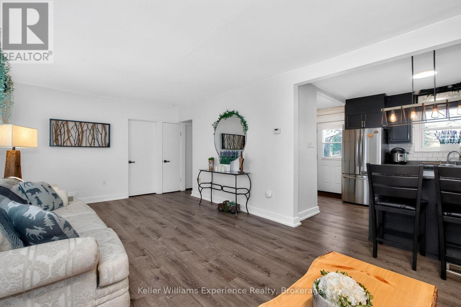 556 Johnson Street, Midland, Ontario  L4R 2Z2 - Photo 9 - S13026260