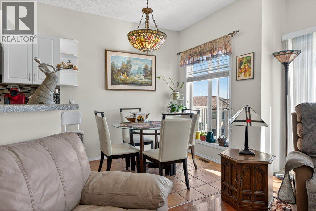 92 Hamptons Link Nw, Calgary, Alberta  T3A 5V9 - Photo 9 - A2300604