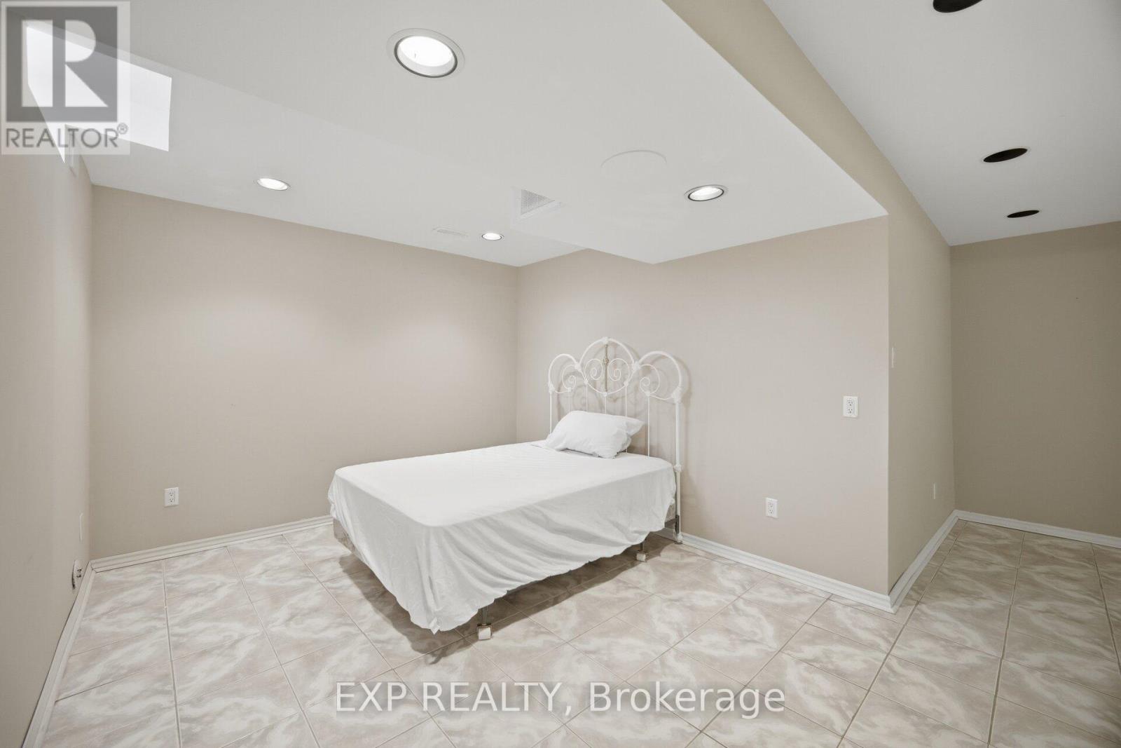 8912 Martin Grove Road, Vaughan, Ontario  L4H 1C3 - Photo 45 - N13025900