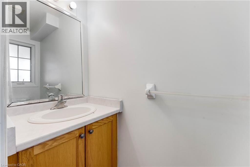 90 Donnenwerth Drive, Kitchener, Ontario  N2E 4C9 - Photo 7 - 40819087