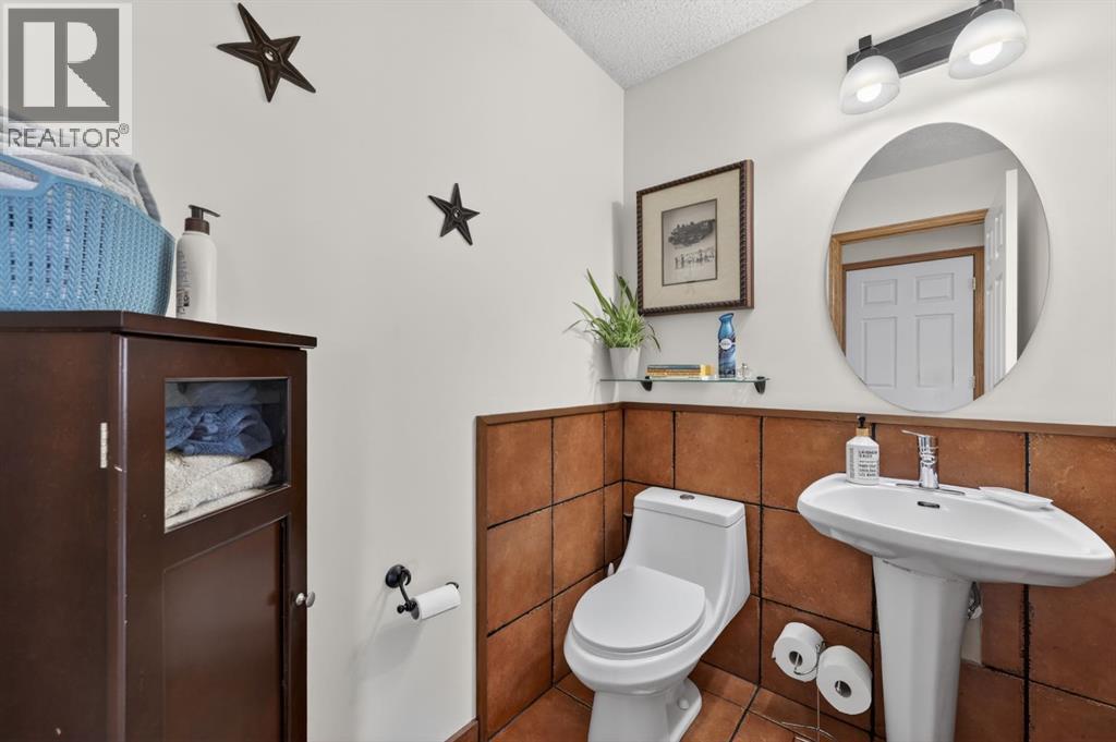 197 Arbour Stone Close Nw, Calgary, Alberta  T3G 4T1 - Photo 19 - A2302385