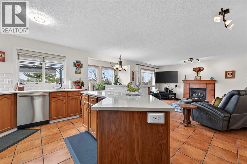 197 Arbour Stone Close Nw, Calgary, Alberta  T3G 4T1 - Photo 12 - A2302385