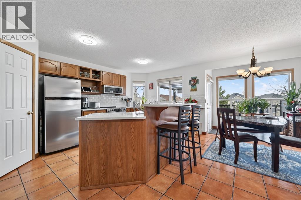 197 Arbour Stone Close Nw, Calgary, Alberta  T3G 4T1 - Photo 10 - A2302385