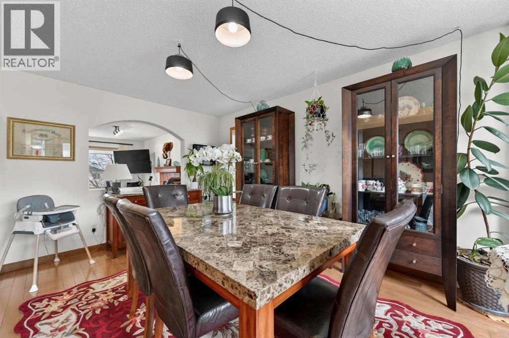 197 Arbour Stone Close Nw, Calgary, Alberta  T3G 4T1 - Photo 7 - A2302385