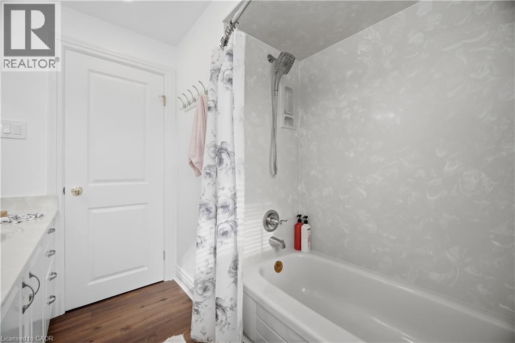 188 White Pines Drive, Burlington, Ontario  L7L 4E4 - Photo 32 - 40820112