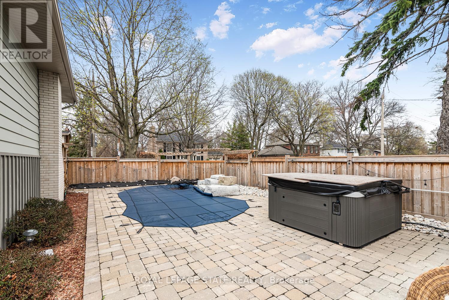 92 Auchmar Road, Hamilton, Ontario  L9C 1C5 - Photo 45 - X12812724