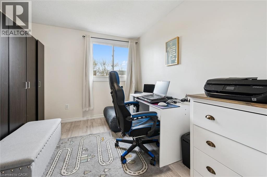 415 Bairstow Crescent Unit# 5, Waterloo, Ontario  N2K 2H7 - Photo 16 - 40810141