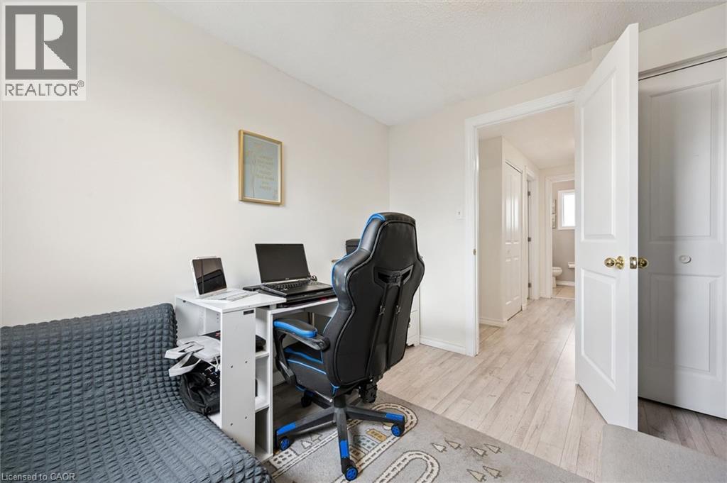 415 Bairstow Crescent Unit# 5, Waterloo, Ontario  N2K 2H7 - Photo 17 - 40810141