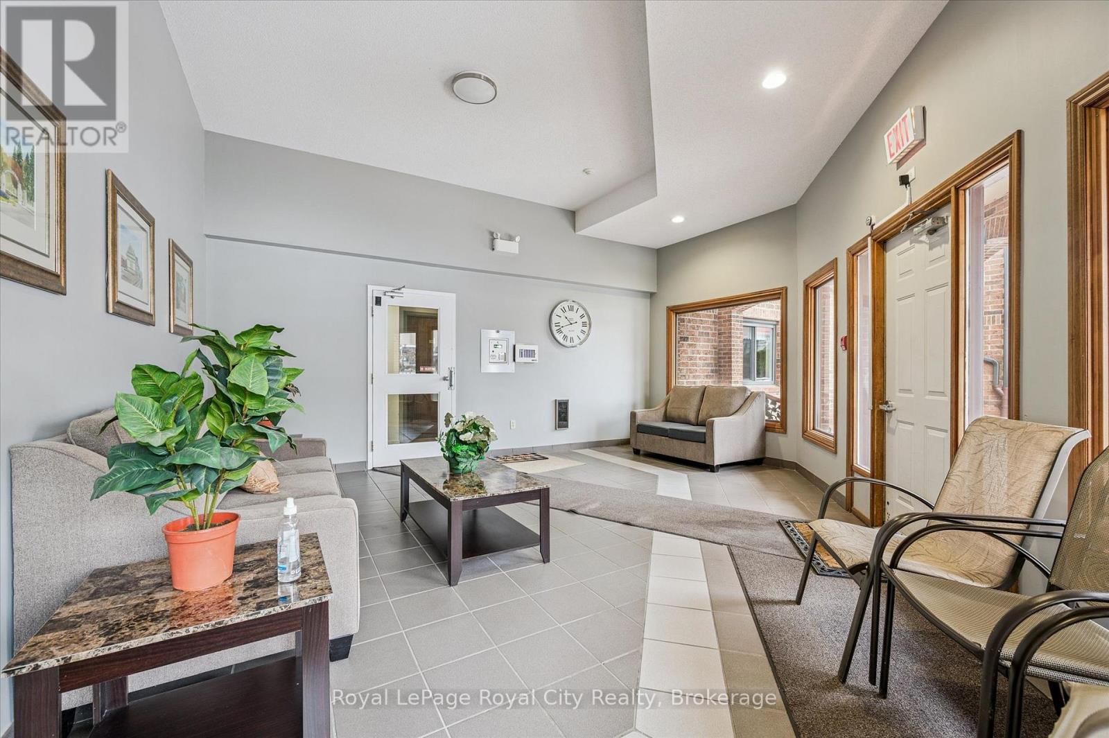 206 - 4 Albert Street, Cambridge, Ontario  N1R 3M4 - Photo 6 - X12904356