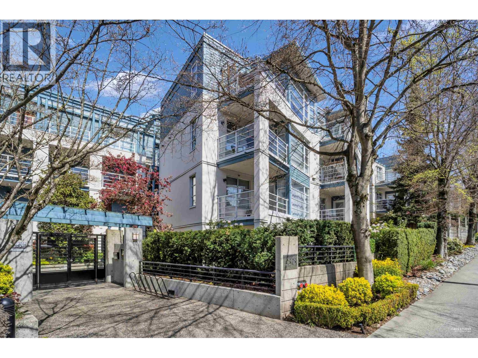 404 2575 W 4th Avenue, Vancouver, British Columbia  V6K 1P5 - Photo 29 - R3114009