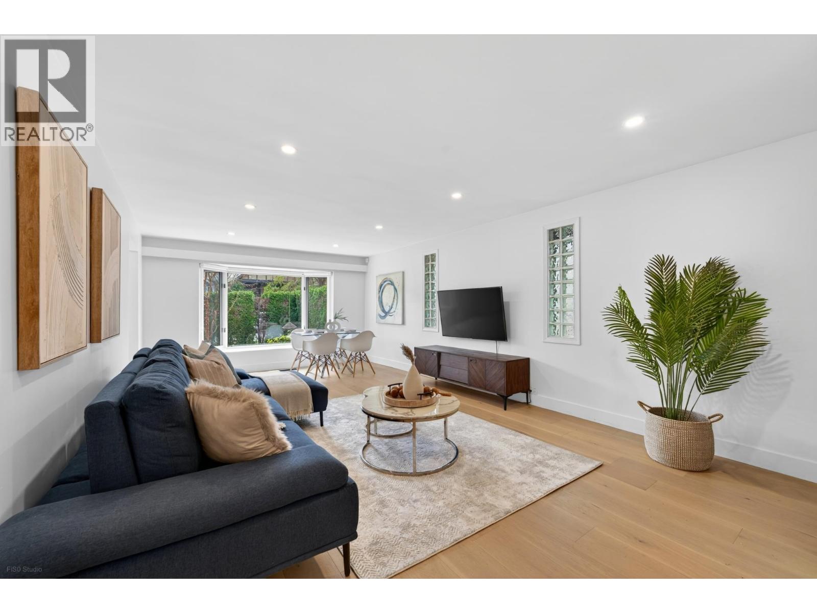 4377 W 12th Avenue, Vancouver, British Columbia  V6R 2P9 - Photo 4 - R3111999