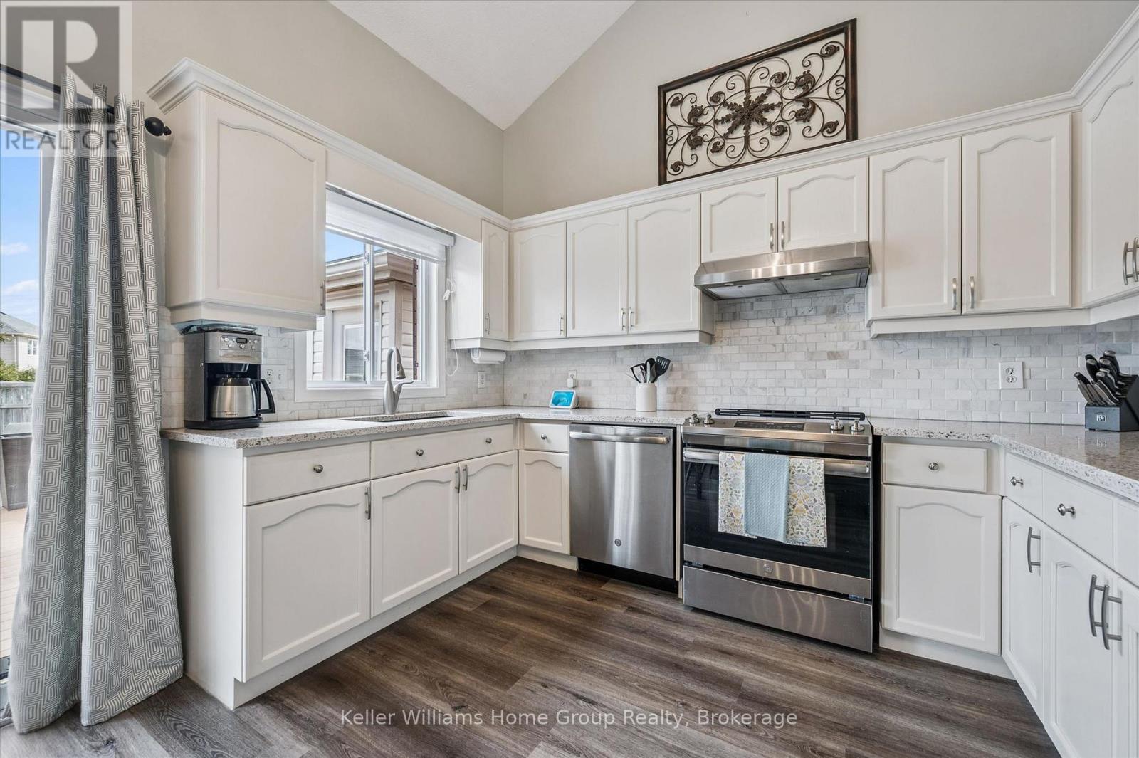 770 St David Street S, Centre Wellington, Ontario  N1M 3R4 - Photo 13 - X13026012