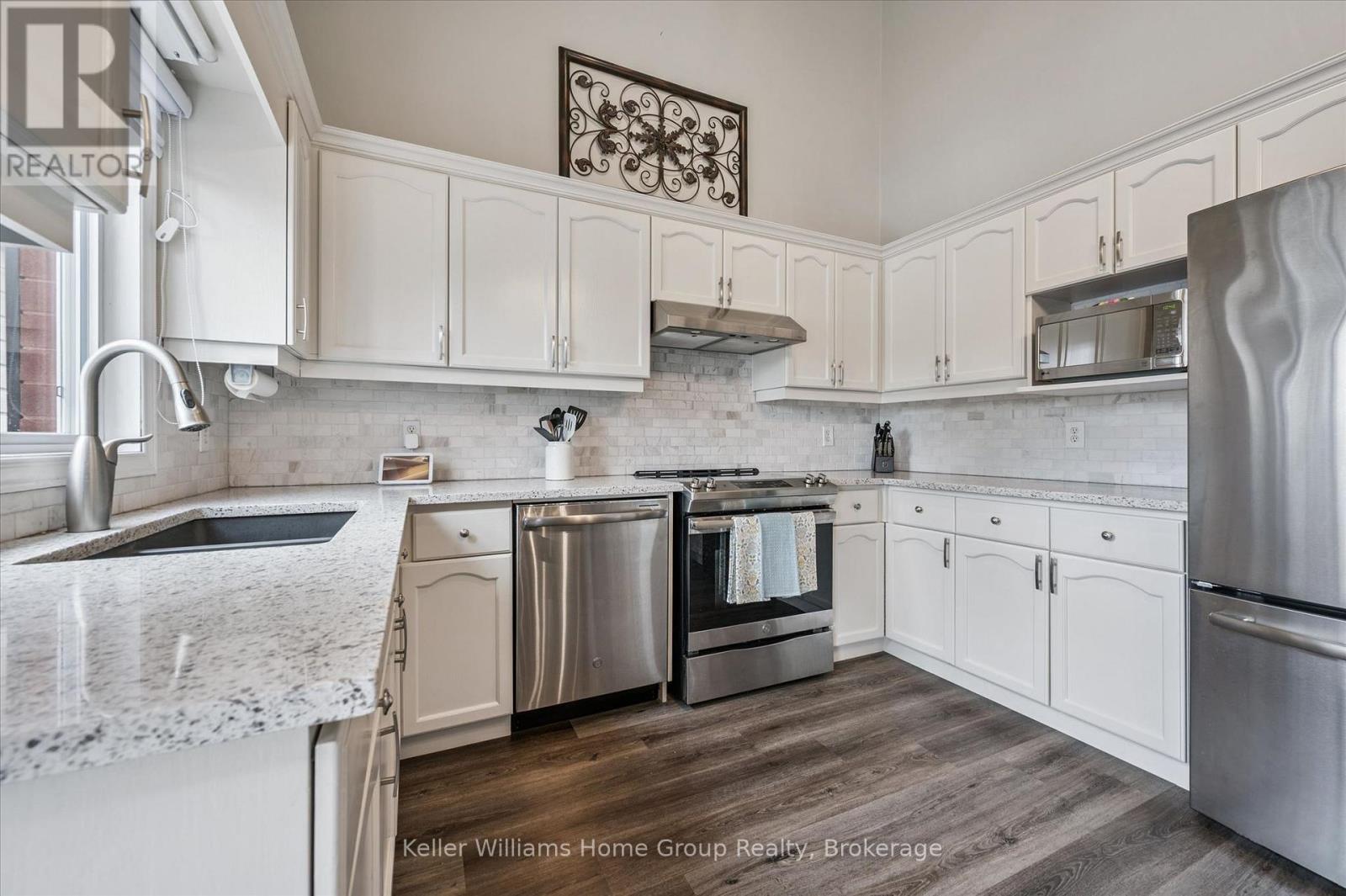 770 St David Street S, Centre Wellington, Ontario  N1M 3R4 - Photo 14 - X13026012