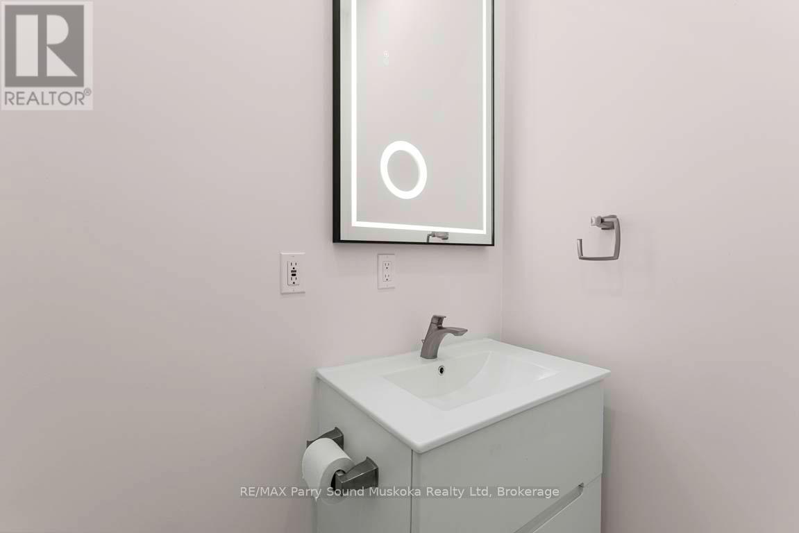 14-16 Knowles Crescent, Seguin, Ontario  P0C 1J0 - Photo 18 - X13026076