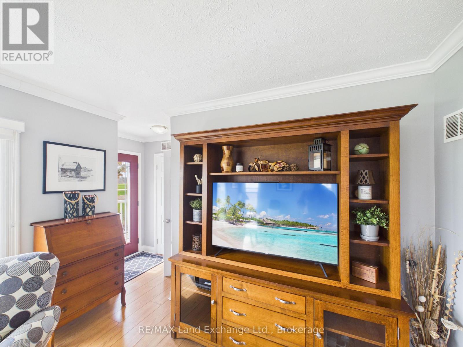 1044 5 Concession, Kincardine, Ontario  N2Z 2X4 - Photo 4 - X13026104