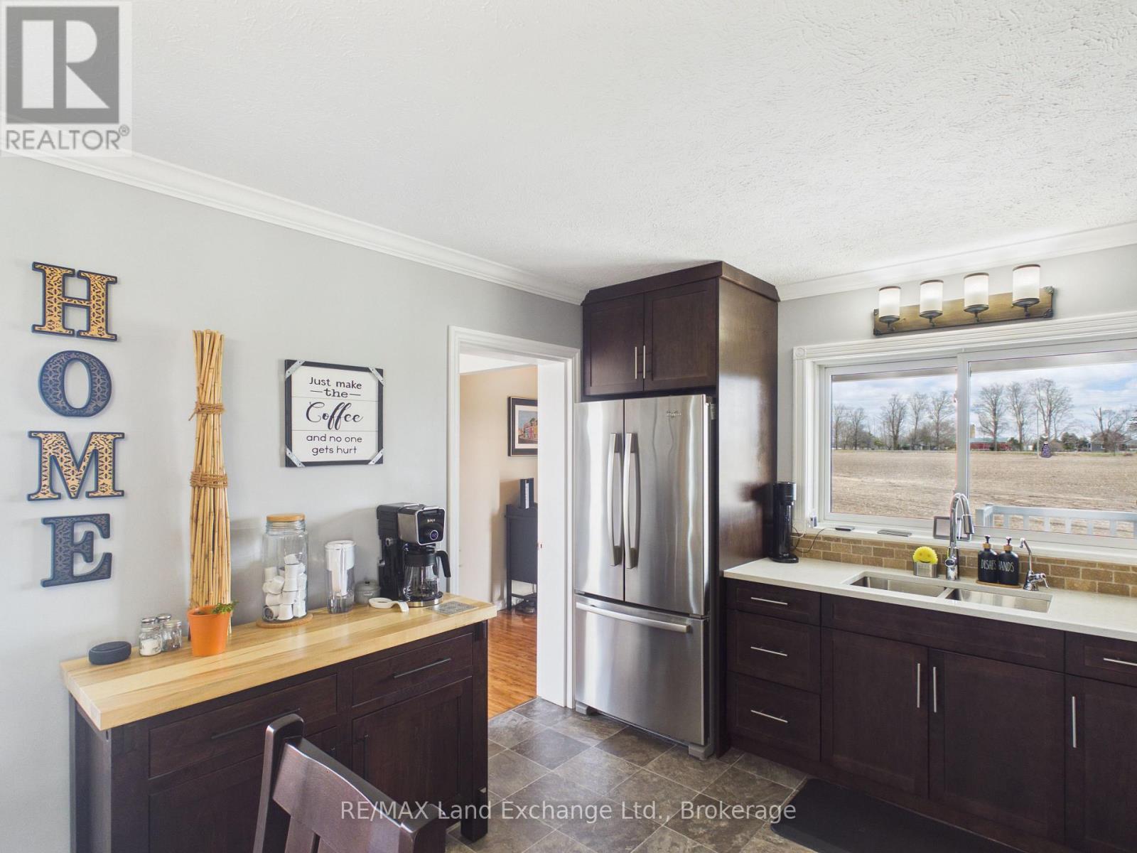 1044 5 Concession, Kincardine, Ontario  N2Z 2X4 - Photo 6 - X13026104