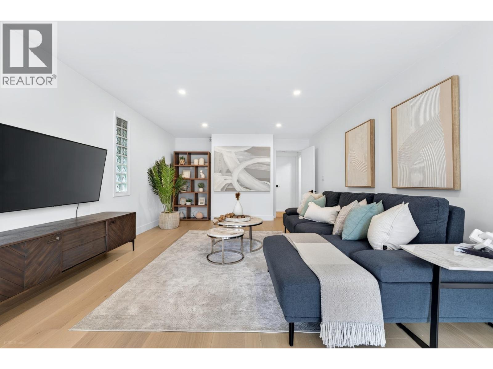 4377 W 12th Avenue, Vancouver, British Columbia  V6R 2P9 - Photo 9 - R3111999