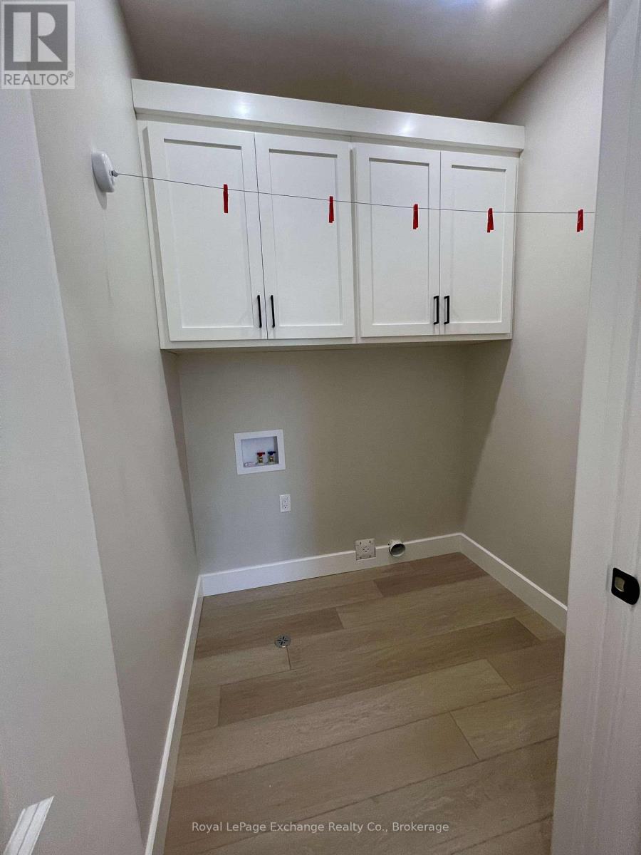 4 Mercedes Crescent N, Kincardine, Ontario  N2Z 1G8 - Photo 9 - X13026150